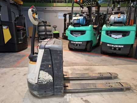 Electric Pallet Trucks 2019  Crown WP3020-2.0 (2)