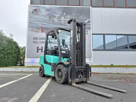 Carretilla elevadora GLP 2013  Yale GLP35VX (4)