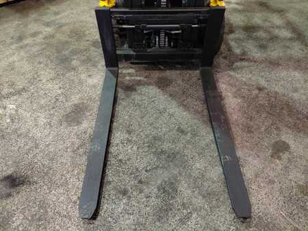 Elektro čtyřkolový VZV 2013  Yale ERP16VT SWB (6)