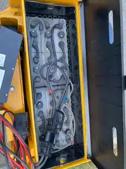 Transpaleta eléctrica 2013  Carreffe TES50 (6)