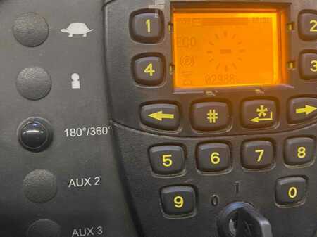 Reach Trucks 2014  Yale MR14 (3)