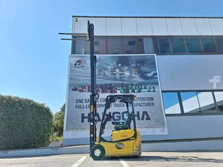 Elektro 4 Rad 2016  Yale ERP16VT SWB (6)