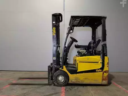 3-wiel elektrische heftrucks 2017  Yale ERP15VC (3)
