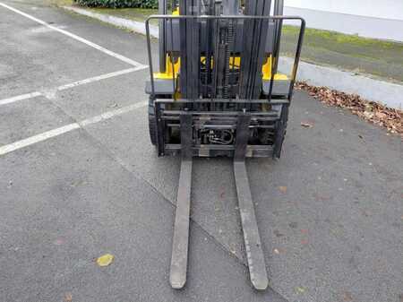 Carrelli elevatori GPL 2011  Yale GLP25VX (7)