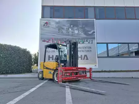 Elektromos 4 kerekű 2019  Yale ERP50VM (2)