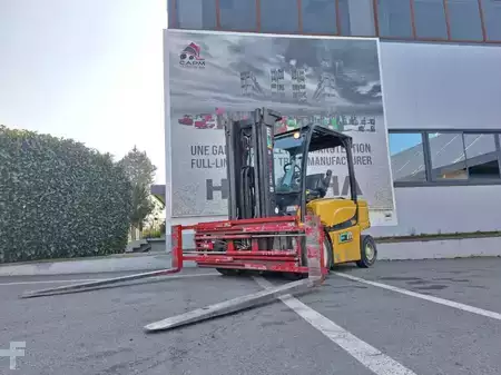 Elektromos 4 kerekű 2019  Yale ERP50VM (3)
