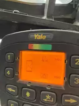 Elektryczne 4-kołowe 2019  Yale ERP30VL (20)