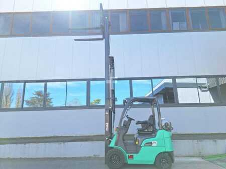 Gas truck 2022  Mitsubishi FG15N (9)