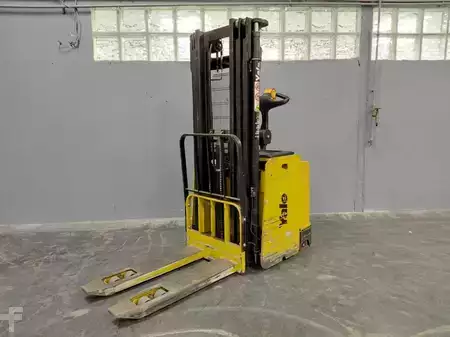 Ruční vysokozdvižný vozík 2000  Yale MS12X (3)