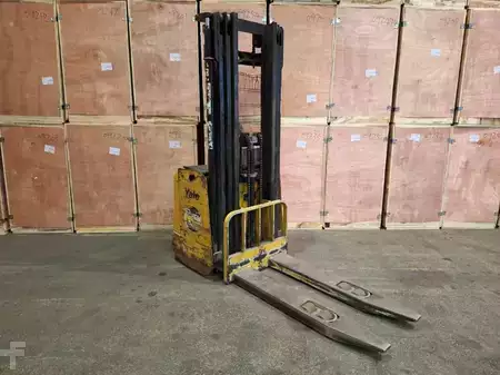 Apilador eléctrico 2000  Yale MS14 (4)