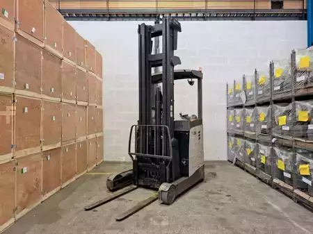 Reach Trucks 2014  Crown ESR 5260-14 OPT 2 (16)