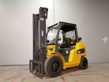 Gázüzemű targoncák 2013  CAT Lift Trucks GP40NTD (5)