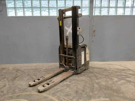 Stacker pedestre 2016  Crown ESI4000-12 (2)