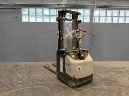 Stacker pedestre 2016  Crown ESI4000-12 (5)