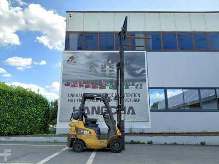 Treibgasstapler 2012  CAT Lift Trucks GP18N (7)