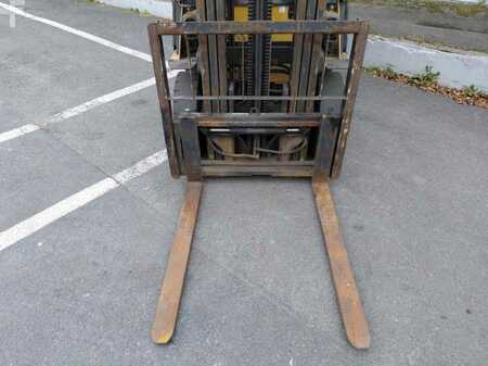 Nestekaasutrukki 2019  CAT Lift Trucks GP25NTD (7)