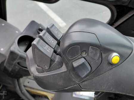 Nestekaasutrukki 2019  CAT Lift Trucks GP25NTD (9)