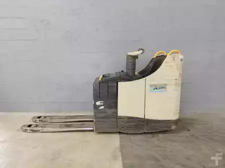 Wózki z platformą operatora 2021  Crown WT3040 2.00 (16)