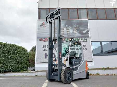 Eléctrico - 4 rodas 2010  Still RX60-40 (8)