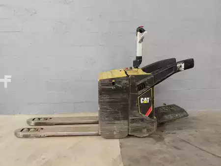 Wózki z platformą operatora 2020  CAT Lift Trucks NPV20N2 (12)