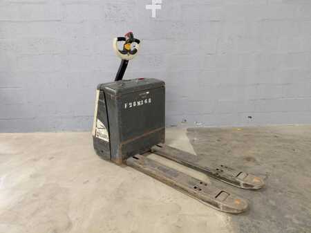 Nízkozdvižný vozík 2015  Crown WP3020-2.0 (1)