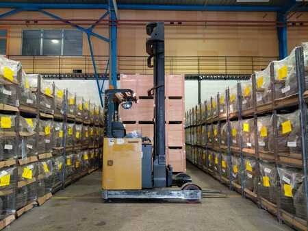 Skyvemast 2013  Hyster HYR2.0 (3)