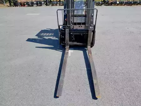 Diesel Forklifts 2017  Doosan D30GP (17)
