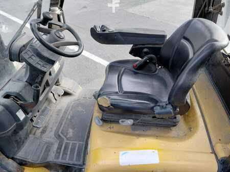 Dízel targoncák 2013  Yale GDP25VX (19)