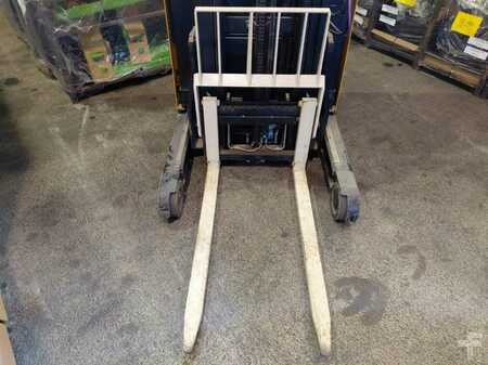 Retraky 2020  Yale MR10E (9)