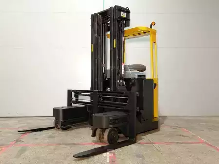 Reach Trucks 2012  CAT Lift Trucks NRM20K (13)