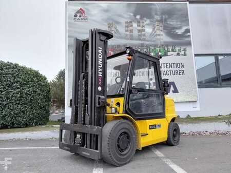 Treibgasstapler 2014  Hyundai 40L-7A (1)