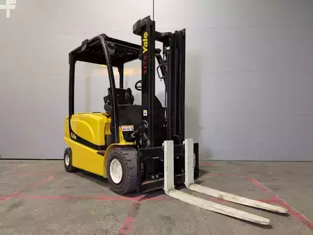 Elektrisk- 4 hjul 2019  Yale ERP35 VL (12)