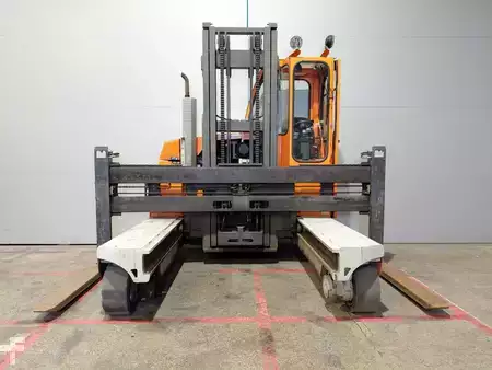 Carretilla de carga lateral 2012  HUBTEX DQ30-G (2)