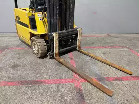 3-wiel elektrische heftrucks 2001  Yale ERP15RCF (12)
