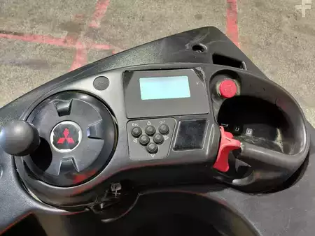 Stacker de condutor em pé 2021  Mitsubishi PBR20N (8)