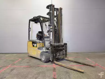 Sähkö - 3 pyör 2018  CAT Lift Trucks EP20PNT (2)