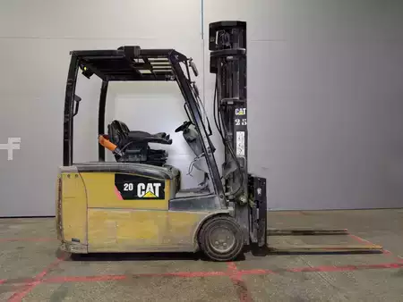Sähkö - 3 pyör 2018  CAT Lift Trucks EP20PNT (4)