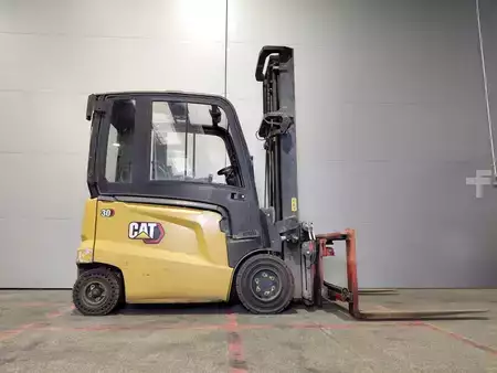 Carrelli elettrici 4 ruote 2020  CAT Lift Trucks EP30CN (18)