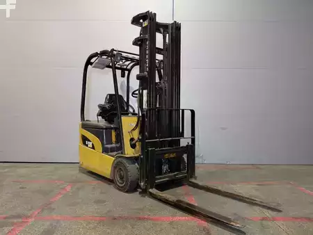 Eléctrico - 3 rodas 2011  CAT Lift Trucks EP16NT (16)