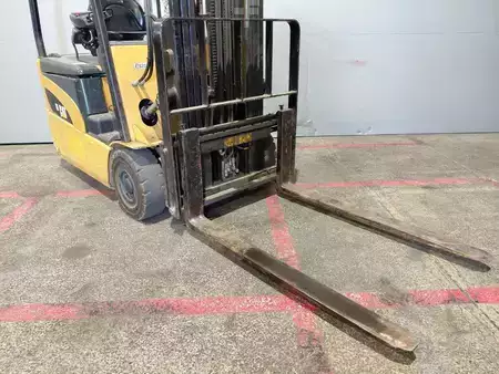 Eléctrico - 3 rodas 2011  CAT Lift Trucks EP16NT (17)