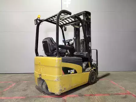 Eléctrico - 3 rodas 2011  CAT Lift Trucks EP16NT (20)