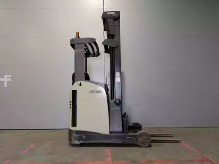 Reach Trucks 2015  Crown ESR 5260 (20)