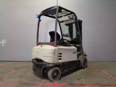 Elektromos 4 kerekű 2016  Crown SCF6040-16 (8)