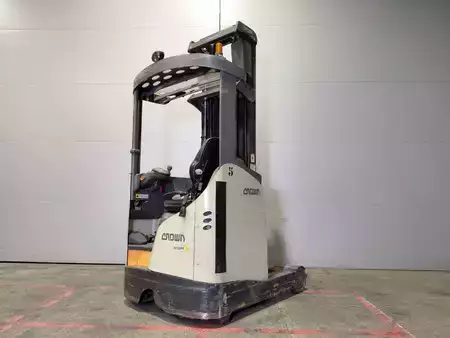 Reach Trucks 2015  Crown ESR 5260 (14)