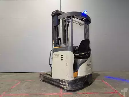 Reach Trucks 2017  Crown ESR 5260 (11)