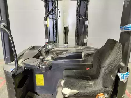 Carretilla retráctil 2020  CAT Lift Trucks NR16N2 (10)