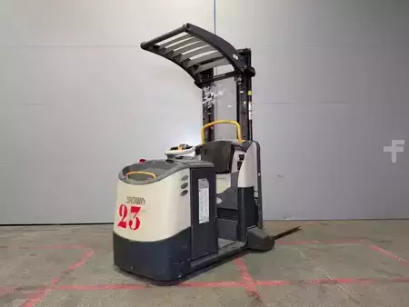 Préparateurs de commande verticaux 2018  Crown MPC3040-12 (14)