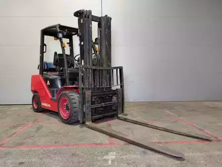 LPG heftrucks 2016  HC (Hangcha) XF35G (1)