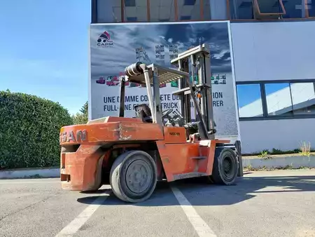 Dízel targoncák 1995  Nissan DF05A79V (1)
