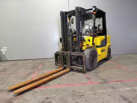 LPG heftrucks 2017  Hyundai 45L-7 (14)